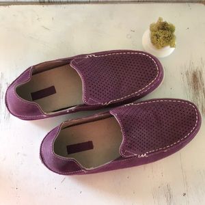 OLUKAI Women’s Nohea Perf Purple Leather Flat